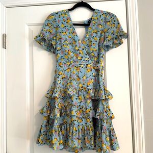 Lulus XS floral short sleeve mini dress